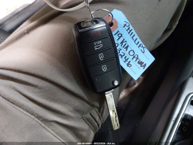 2019 KIA OPTIMA LX 11