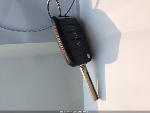 2020 KIA SORENTO 2.4L LX 11
