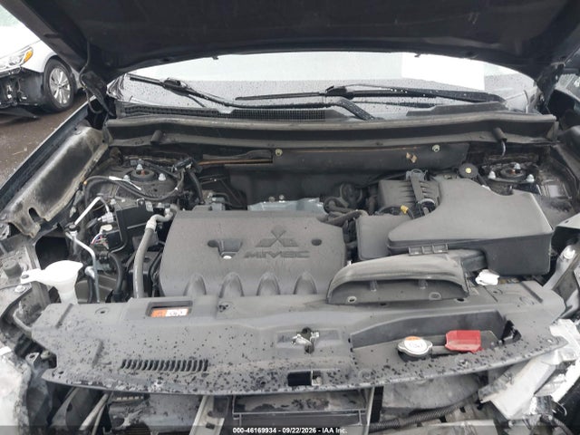 2020 MITSUBISHI OUTLANDER SE 2.4 10