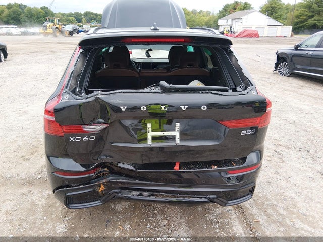2024 VOLVO XC60 B5 PLUS DARK THEME 6