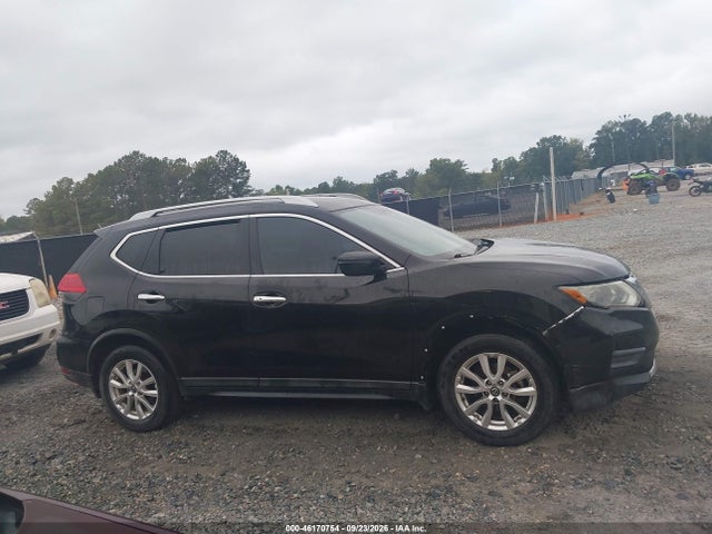 2017 NISSAN ROGUE SV 12