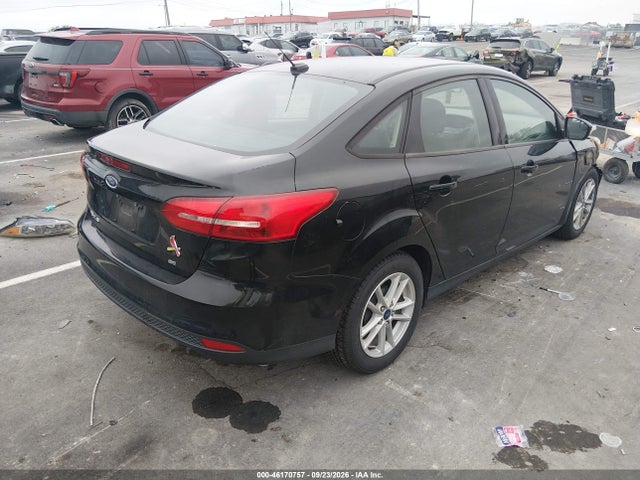 2017 FORD FOCUS SE 4