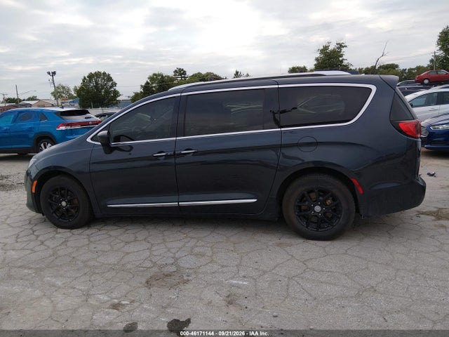 2020 CHRYSLER PACIFICA TOURING L 14