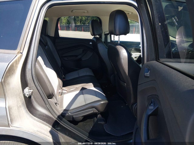 2017 FORD ESCAPE SE 8