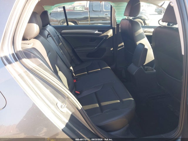 2021 VOLKSWAGEN GOLF TSI 8