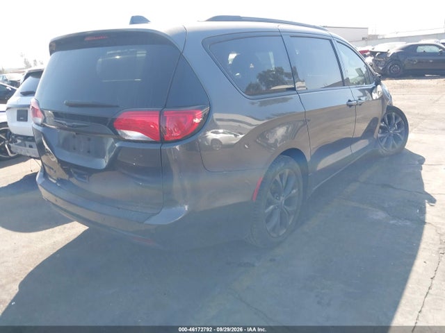 2018 CHRYSLER PACIFICA TOURING L PLUS 4