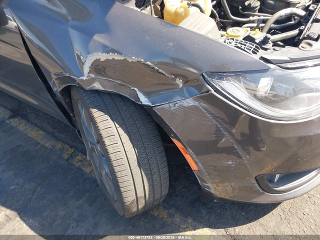 2018 CHRYSLER PACIFICA TOURING L PLUS 6