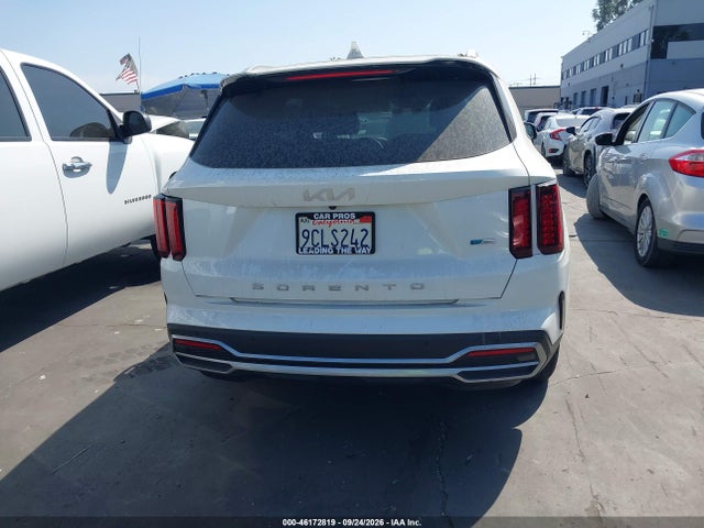 2022 KIA SORENTO HYBRID S 16