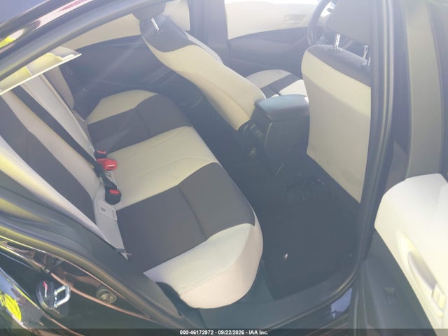 2026 TOYOTA COROLLA LE 8