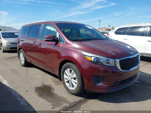 2018 KIA SEDONA LX