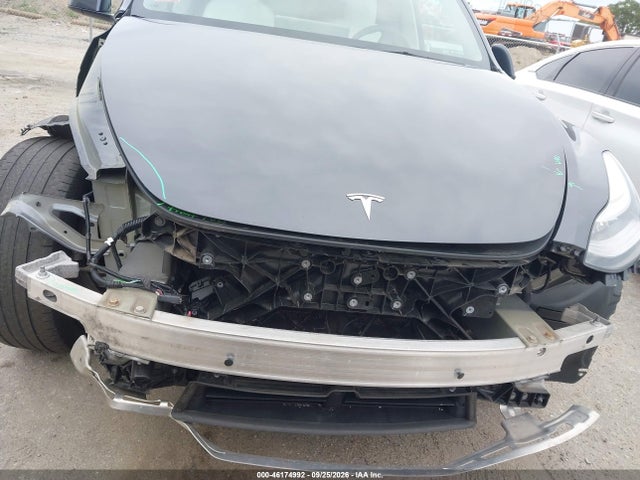 2022 TESLA MODEL Y LONG RANGE 6