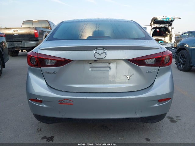 2018 MAZDA MAZDA3 TOURING 16