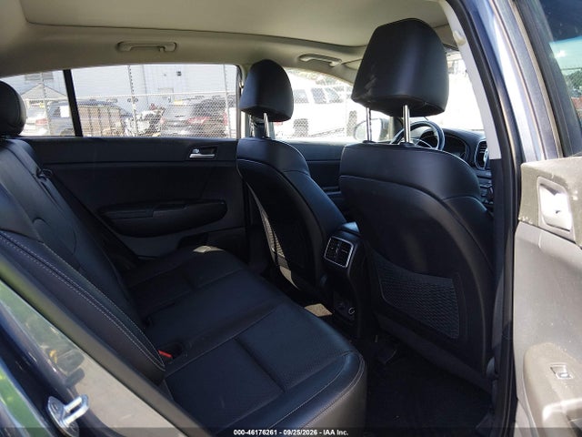 2017 KIA SPORTAGE EX 8