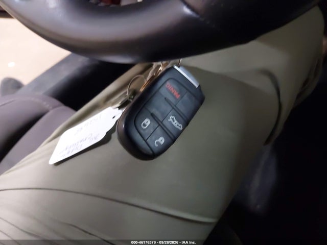 2020 DODGE CHALLENGER SXT AWD 11
