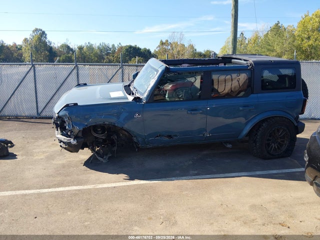 2022 FORD BRONCO OUTER BANKS 14