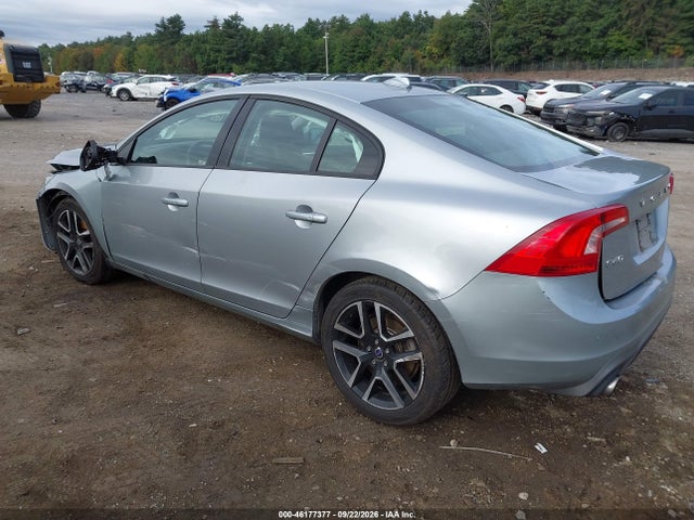 2017 VOLVO S60 T5 DYNAMIC 3