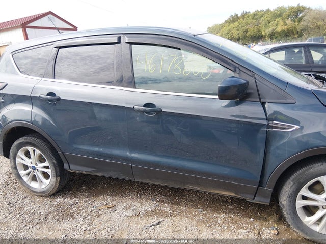 2019 FORD ESCAPE SE 13