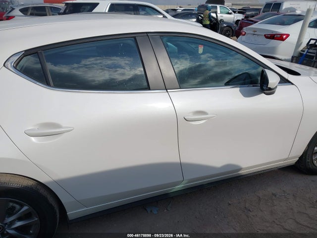 2025 MAZDA MAZDA3 2.5 S 13