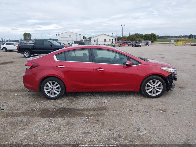 2017 KIA FORTE S 14