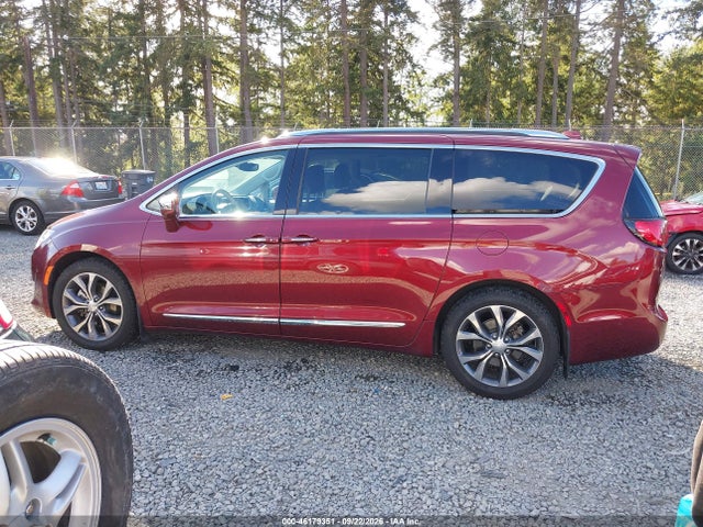 2017 CHRYSLER PACIFICA LIMITED 14