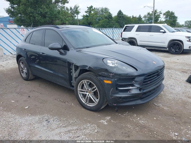 2021 PORSCHE MACAN