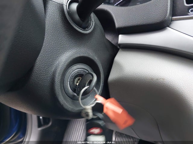 2018 HYUNDAI ELANTRA SE 11