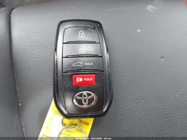 2025 TOYOTA COROLLA XSE 11
