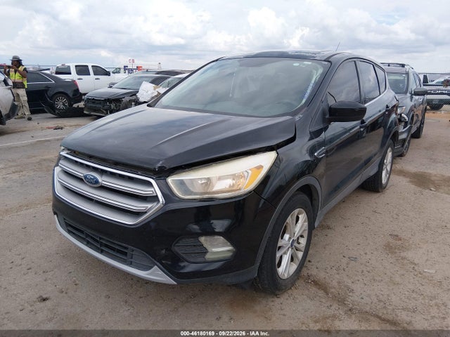 2017 FORD ESCAPE SE 2