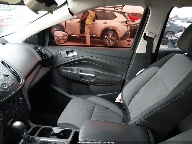 2017 FORD ESCAPE SE 5