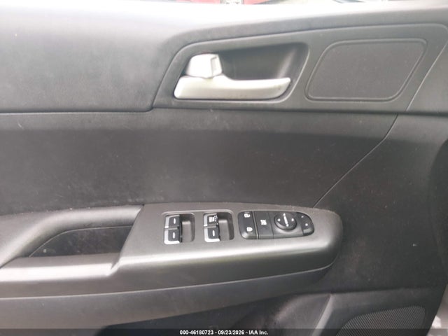 2018 KIA SPORTAGE LX 18