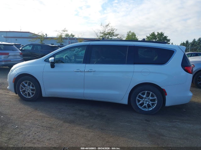 2021 CHRYSLER VOYAGER LXI 14