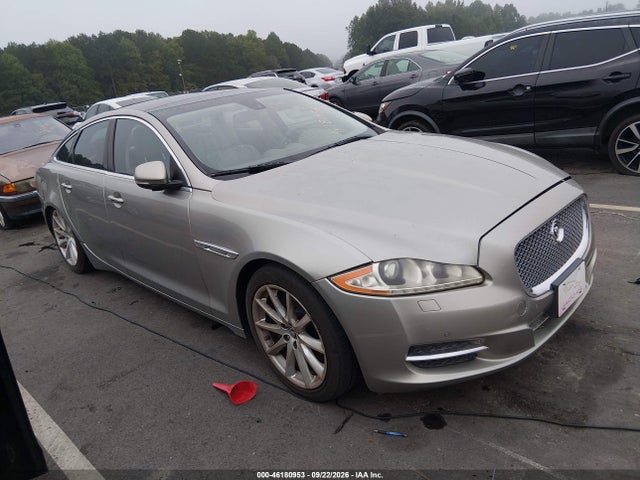 2011 JAGUAR XJ