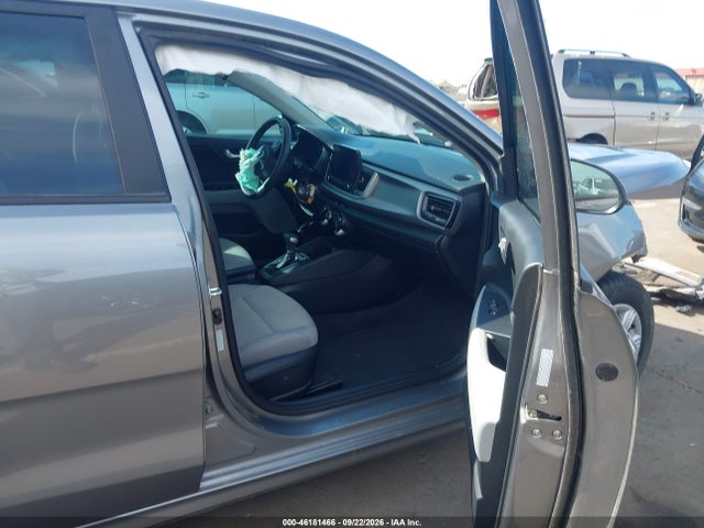 2022 KIA RIO S 5