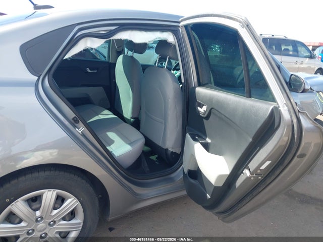 2022 KIA RIO S 8