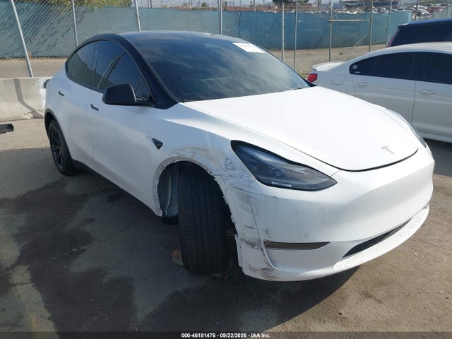 2024 TESLA MODEL Y LONG RANGE SINGLE MOTOR REAR-WHEEL DRIVE/RWD