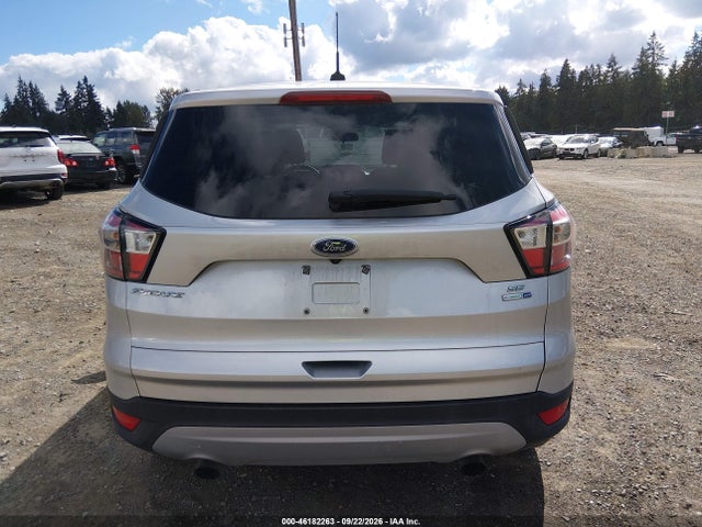 2017 FORD ESCAPE SE 16