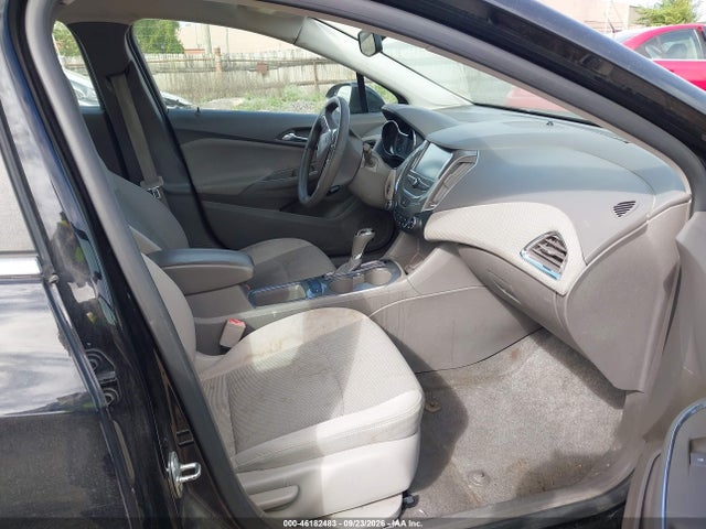 2017 CHEVROLET CRUZE LT AUTO 5
