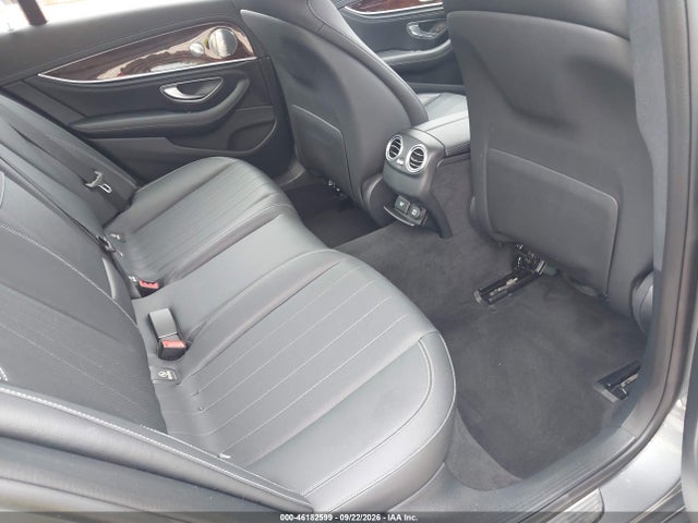 2017 MERCEDES-BENZ E 300 4MATIC 8