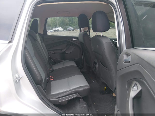 2017 FORD ESCAPE SE 8