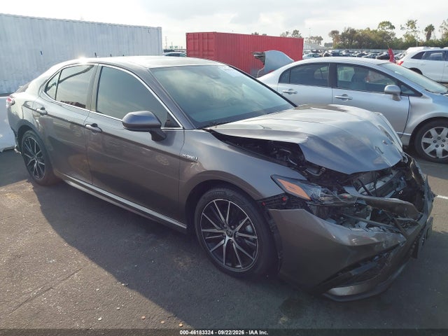 2021 TOYOTA CAMRY SE HYBRID