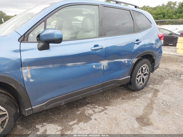 2021 SUBARU FORESTER PREMIUM 17
