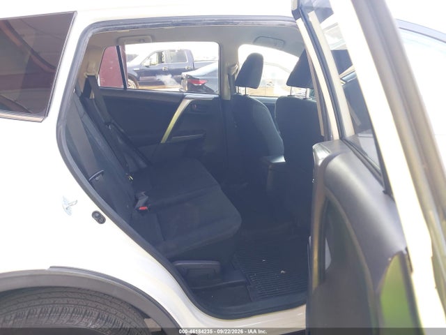 2017 TOYOTA RAV4 LE 8
