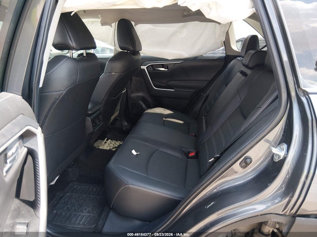 2024 TOYOTA RAV4 XLE PREMIUM 8