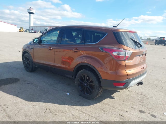 2017 FORD ESCAPE SE 3