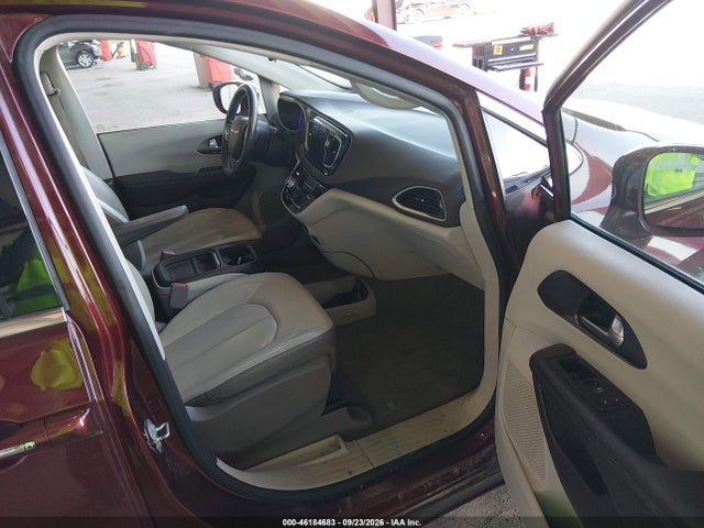 2017 CHRYSLER PACIFICA TOURING-L 5