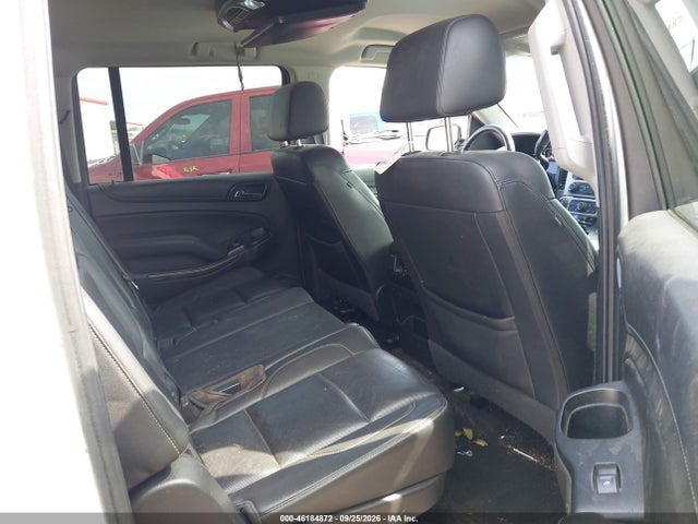2017 GMC YUKON XL SLT 8