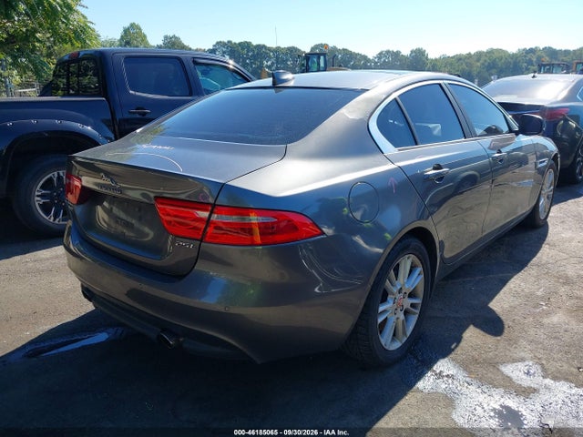 2017 JAGUAR XE 25T PREMIUM 4