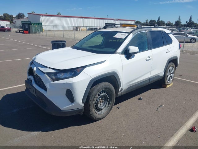 2021 TOYOTA RAV4 LE 2