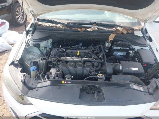 2017 HYUNDAI ELANTRA SE 10