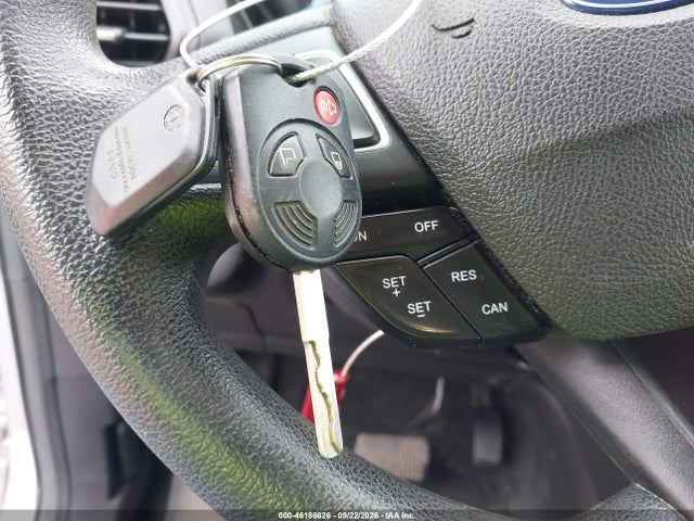 2017 FORD ESCAPE SE 11